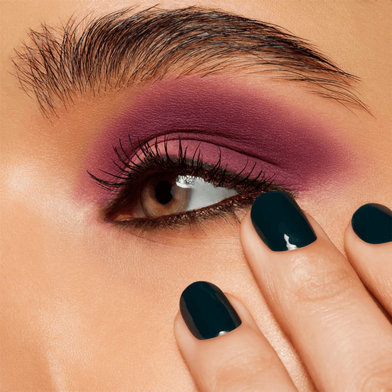 Powder-Kiss-Soft-Matte-Eye-Shadow-Refill-Pro-Palette-Lens-Blur-1