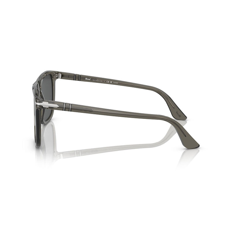 Persol_0076_734917-7.jpg