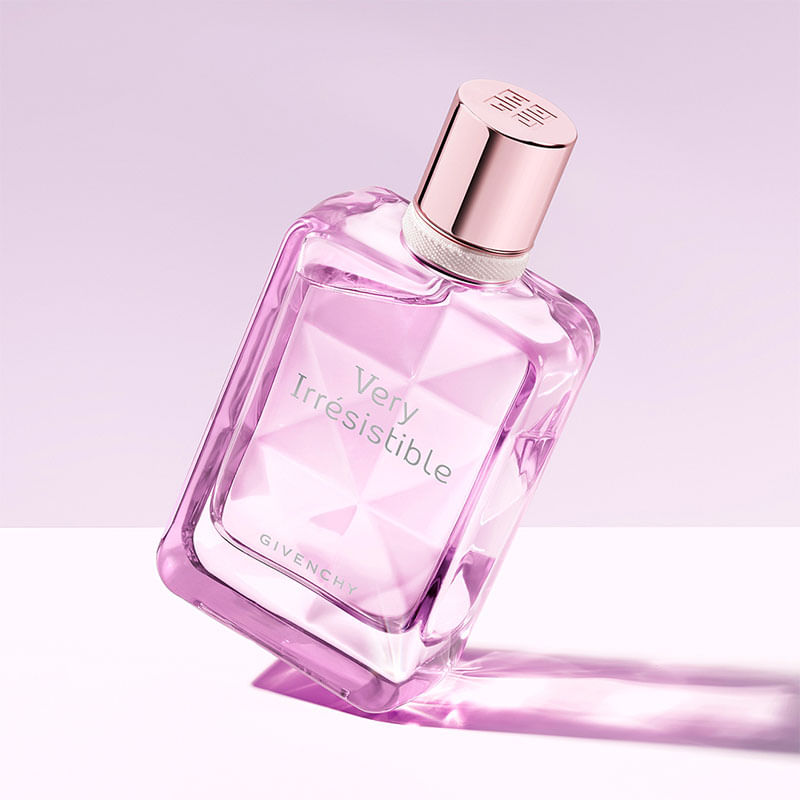 Givenchy_0010_739895 -8-.jpg